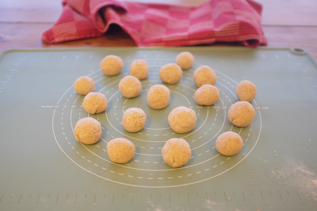 Small balls of dough ready to be rolled into chapatis.